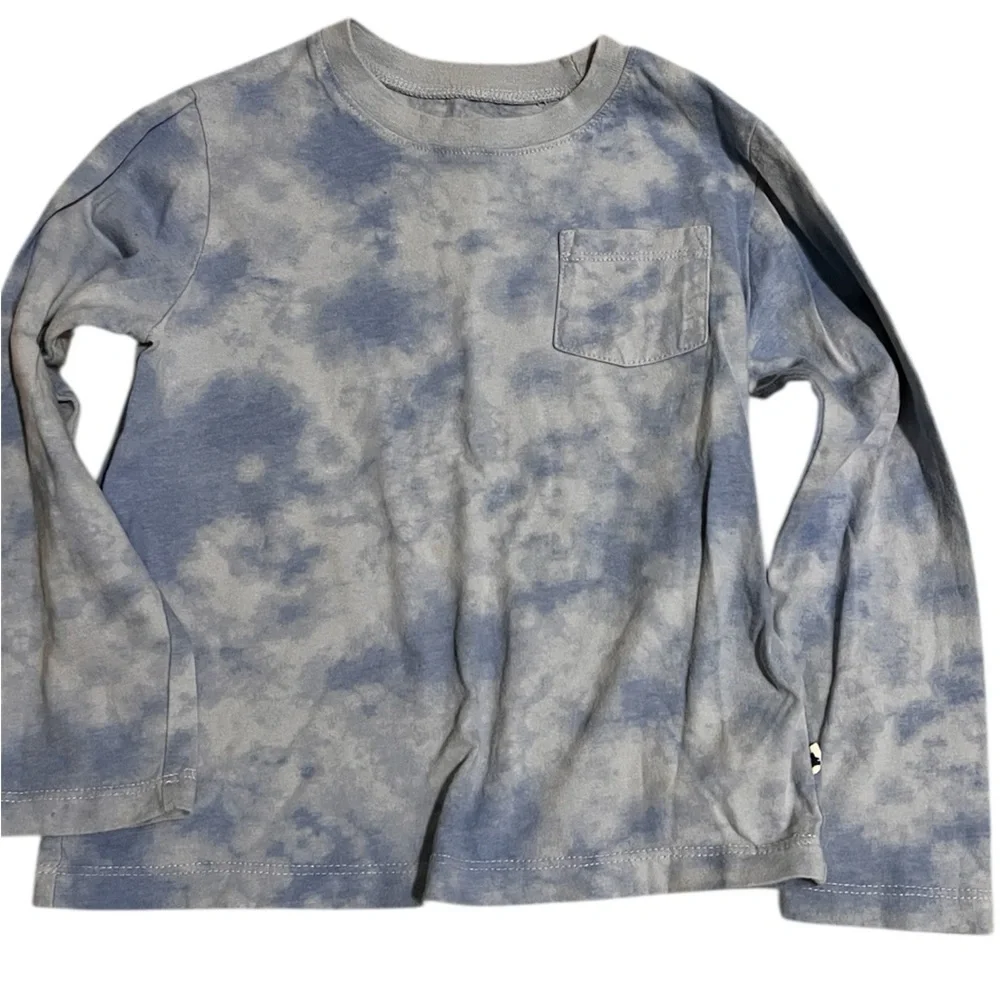 GAP Kids Long Sleeve Tee in Cloudy Blue and White